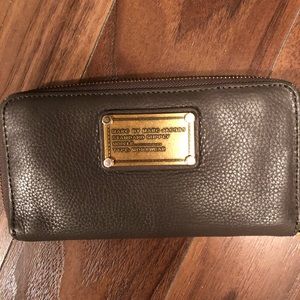 Vintage grey Marc Jacobs wallet.